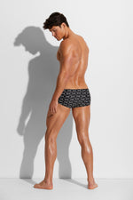 INFINITE BLACK TRUNK