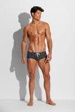 INFINITE BLACK TRUNK